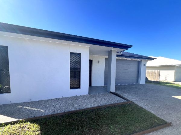 Soe St Redbank Small