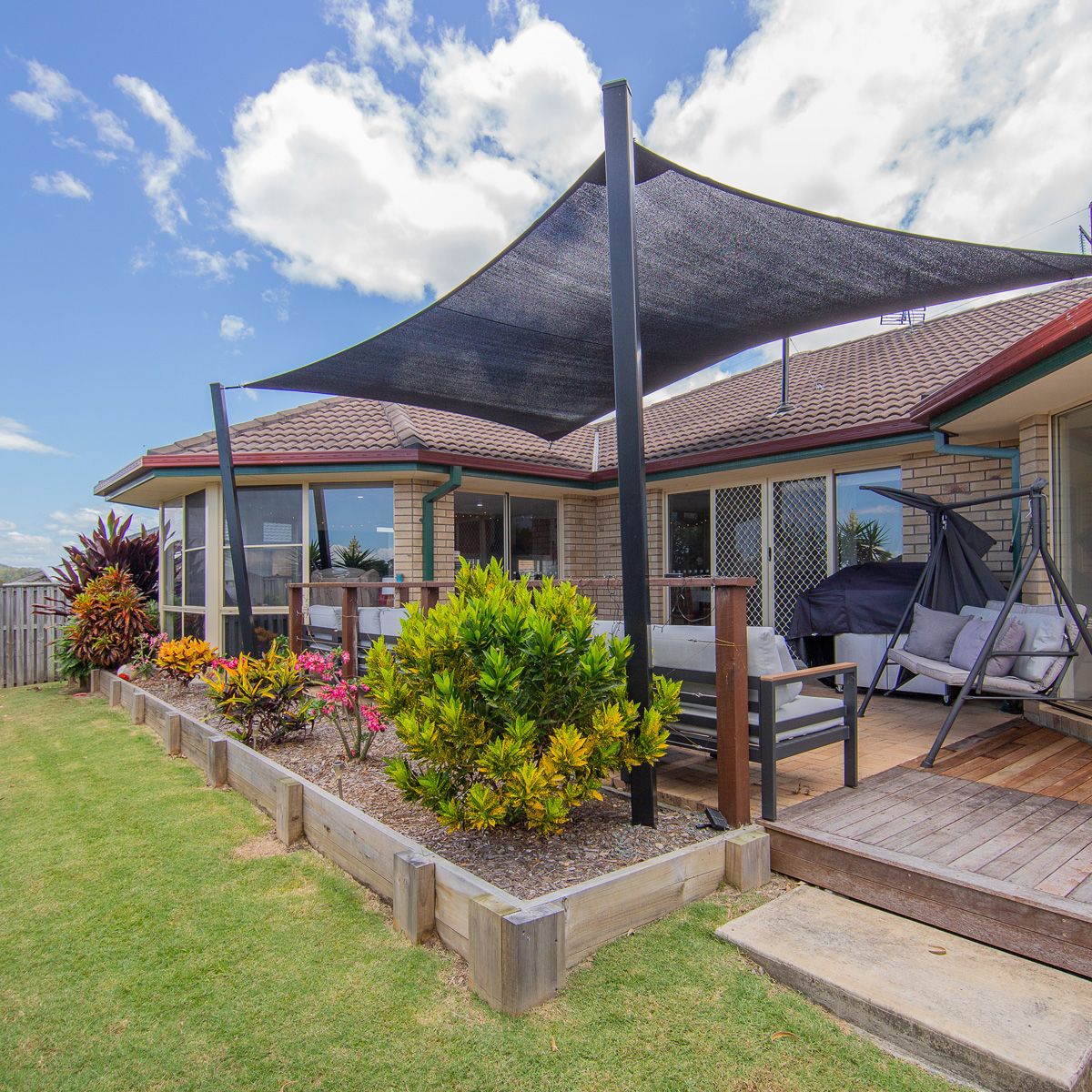 Emporer Grove Upper Coomera LRG   017-square