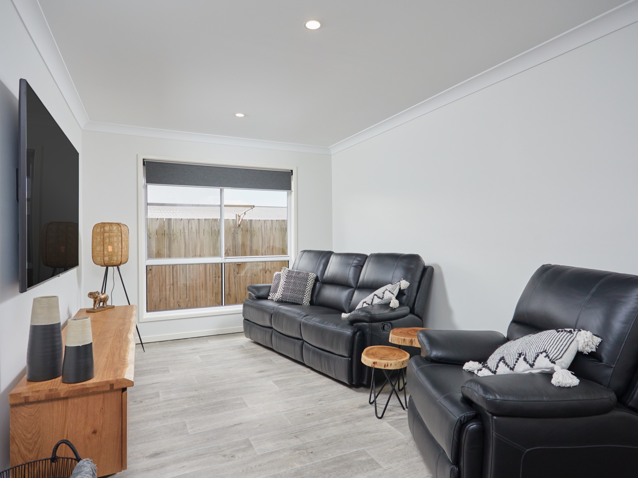 9E50476B A57B-4FAA-8954-84279E424B50