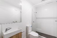 Shoreline Display Unit  7)