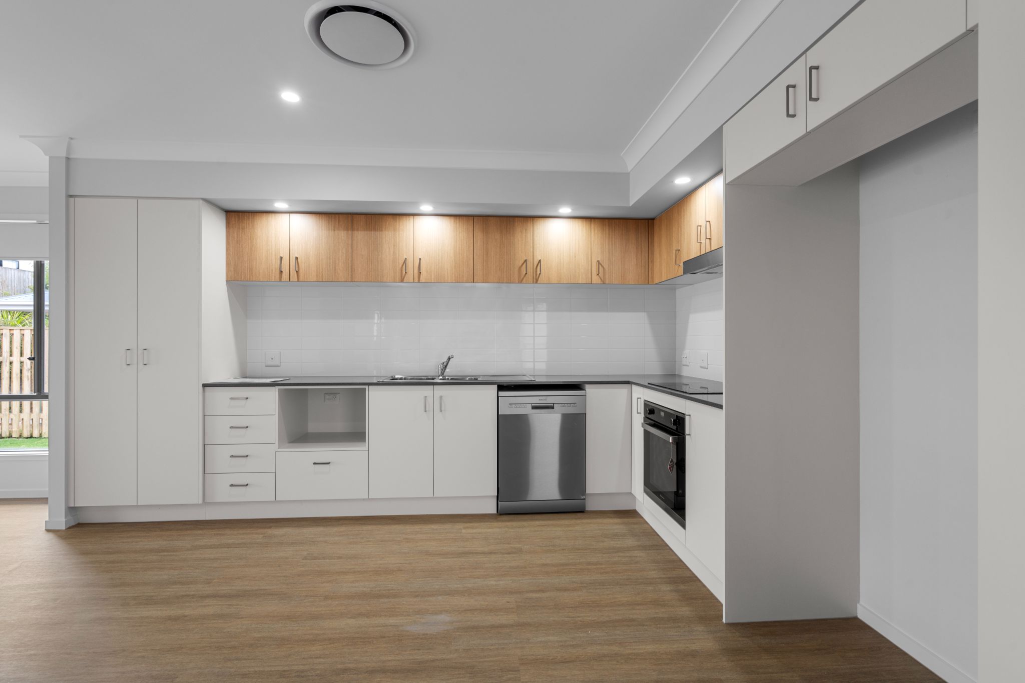 004 Open2view_ID900078-50_Cypress_Circuit__Fernvale