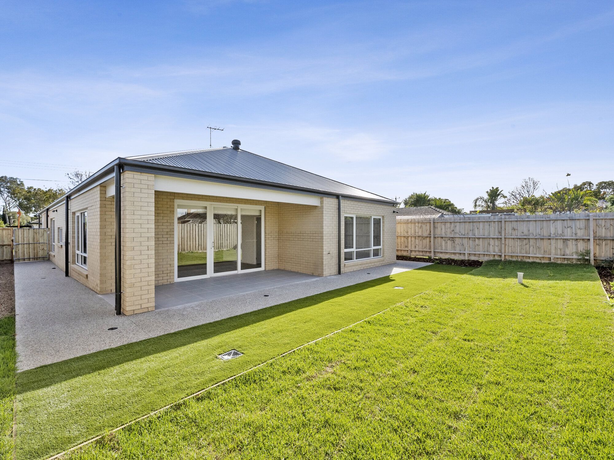 009 Open2view_ID884257-9_Boronia_Avenue