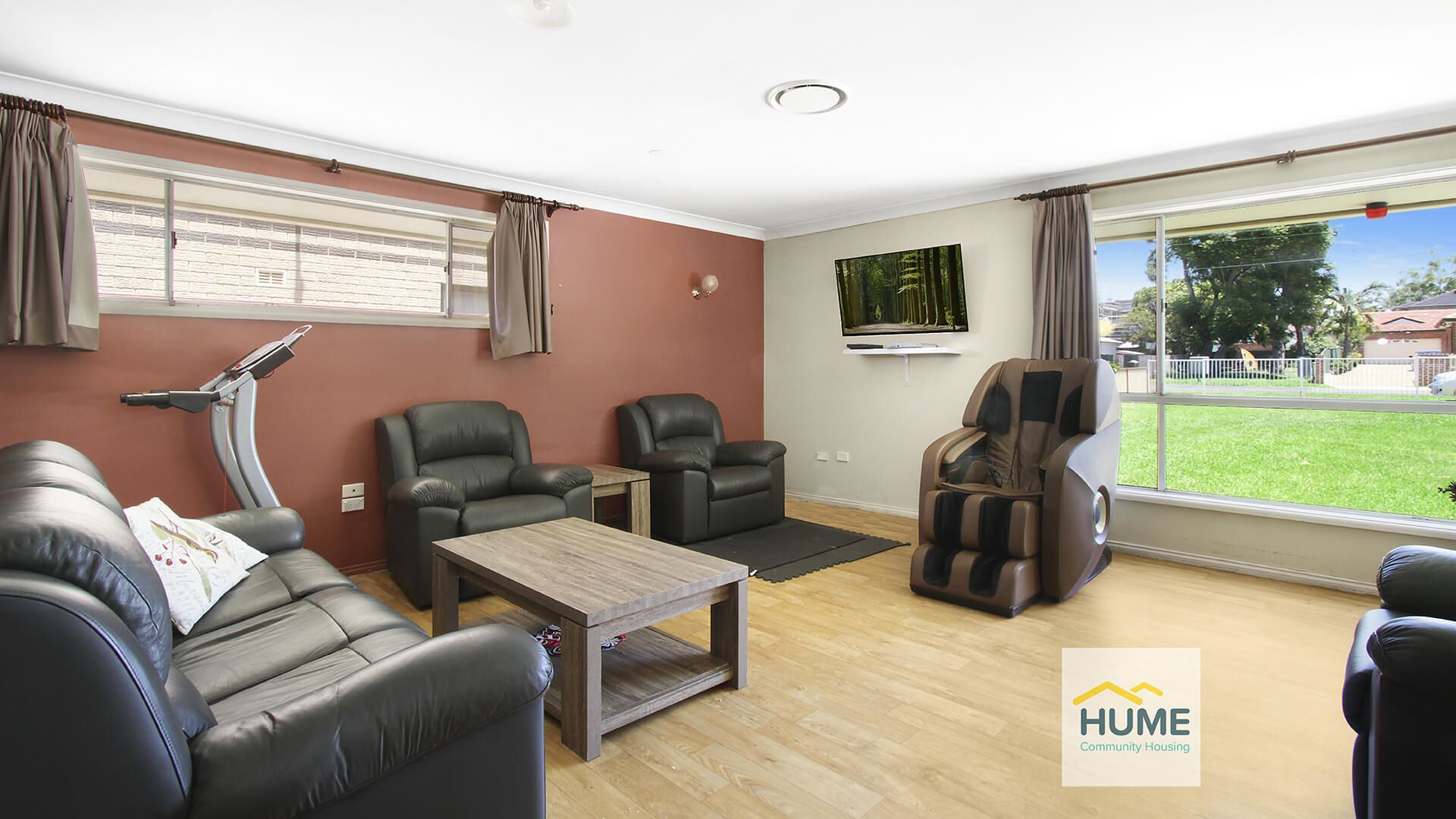 South Wentworthville lounge