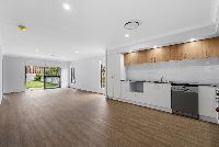 003 Open2view_ID900078-50_Cypress_Circuit__Fernvale