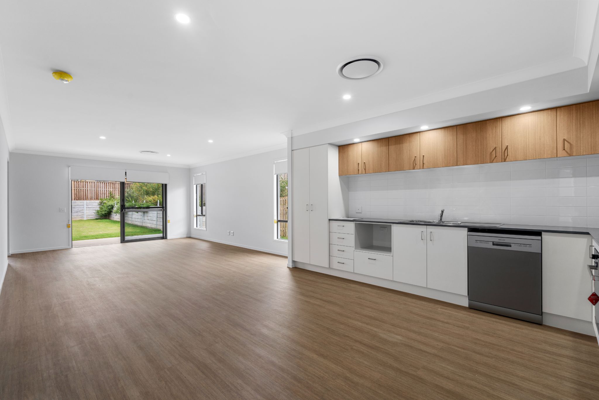 003 Open2view_ID900078-50_Cypress_Circuit__Fernvale