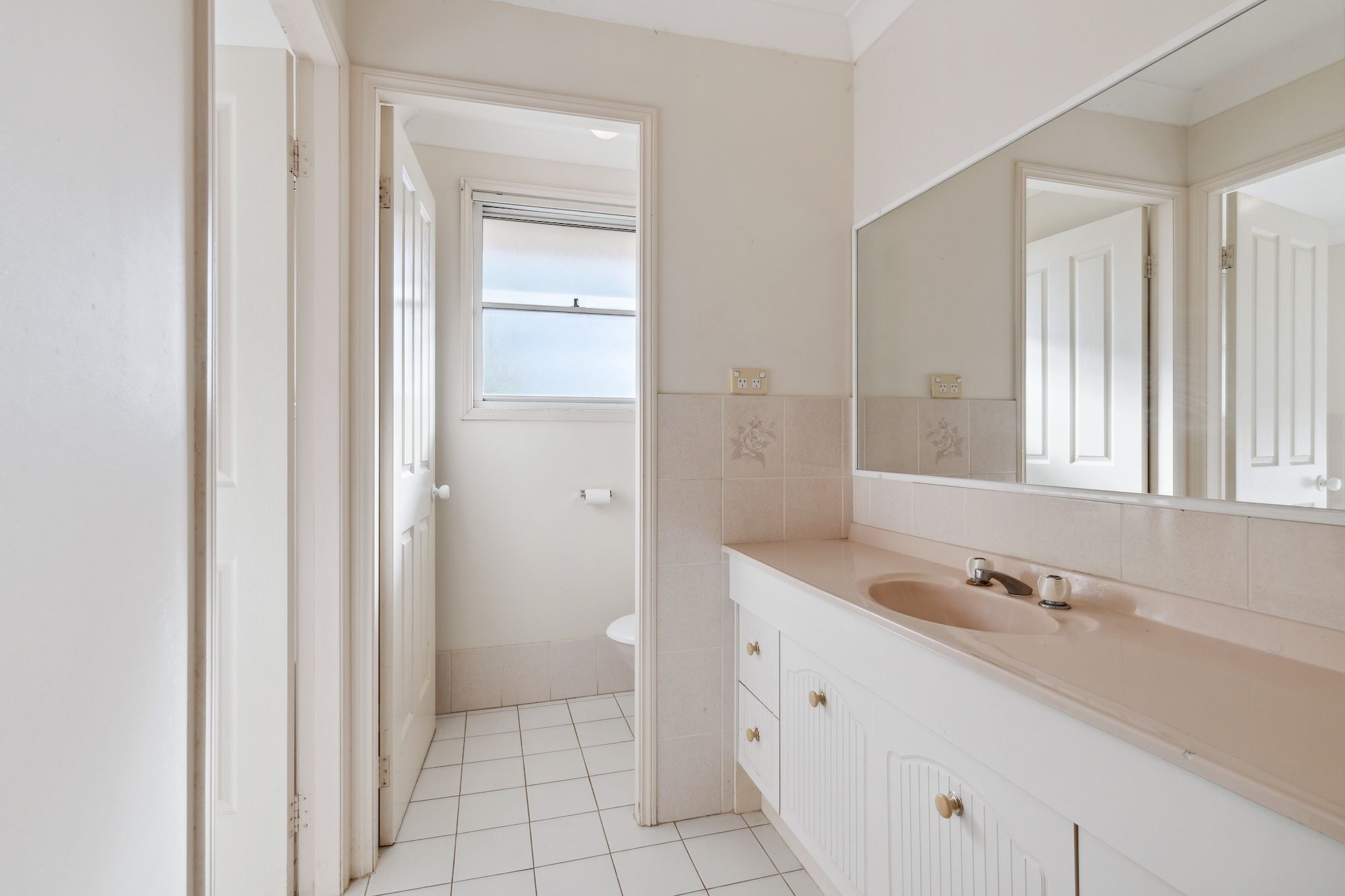 18 Hillcrest Ave PMQ 14