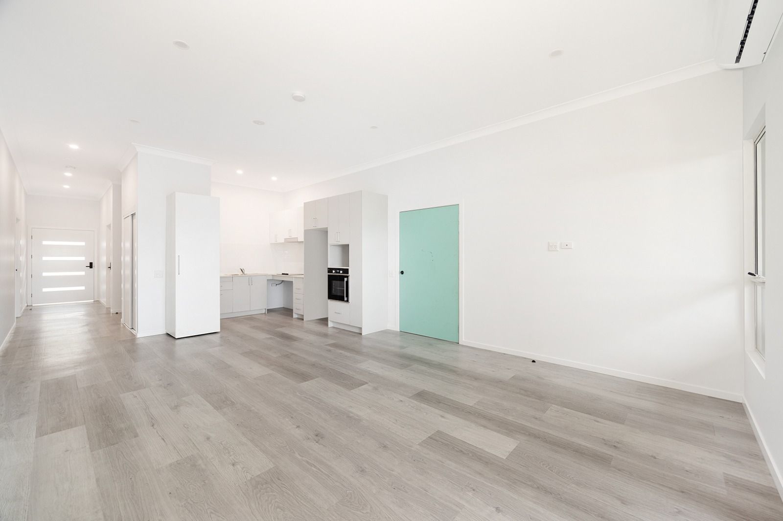 5   Bertha St 64a Living2