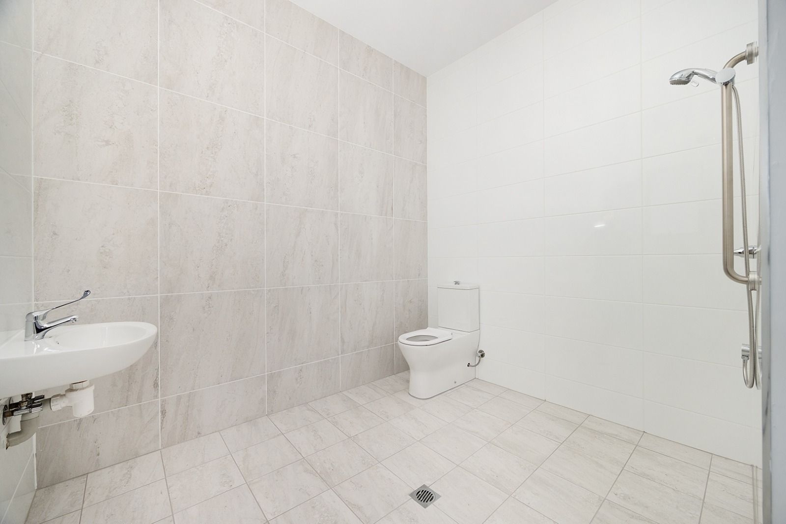 8   Bertha St 64a - Ensuite