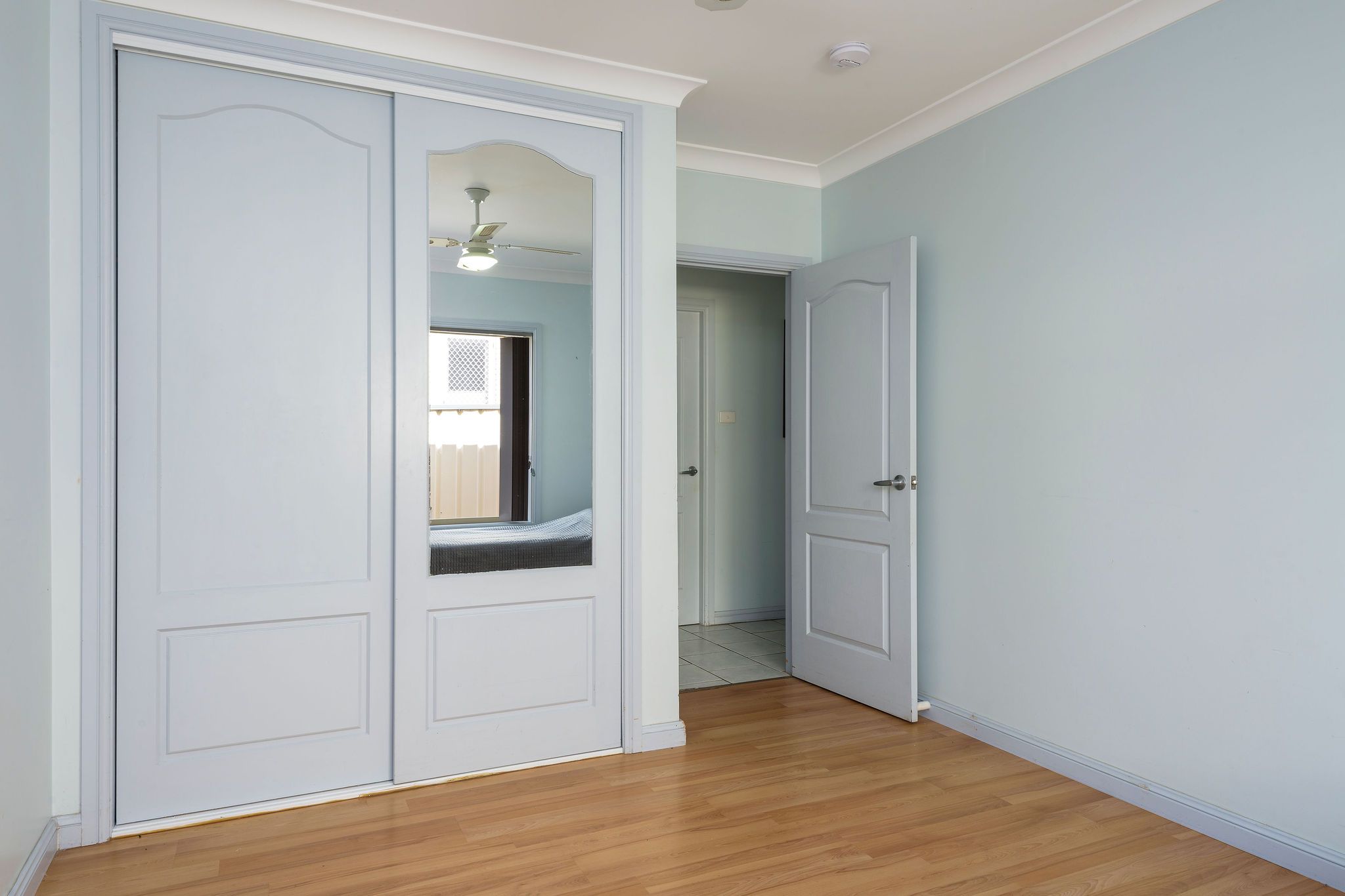 SIL014 LR-mcneil-MAYFIELD-vacancy2