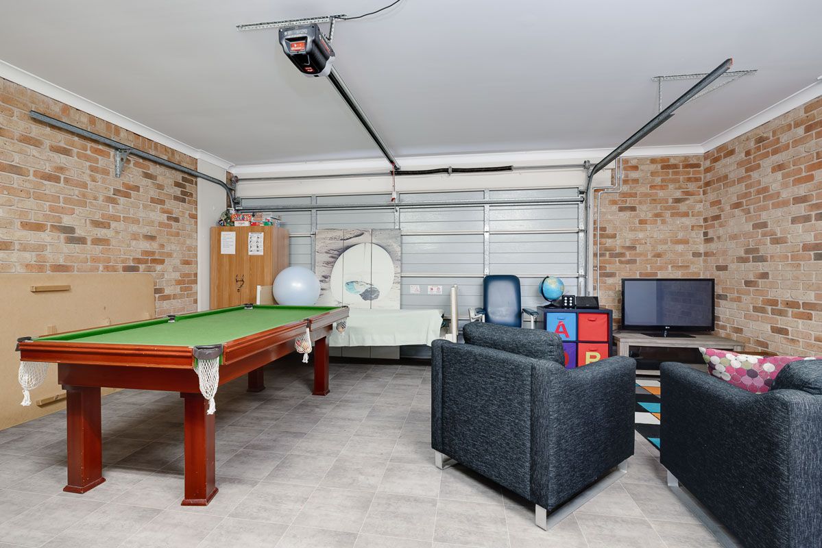 Warners Bay Aruma STA 1