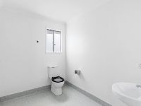 004 Open2view_ID812215-16_Mia_Street