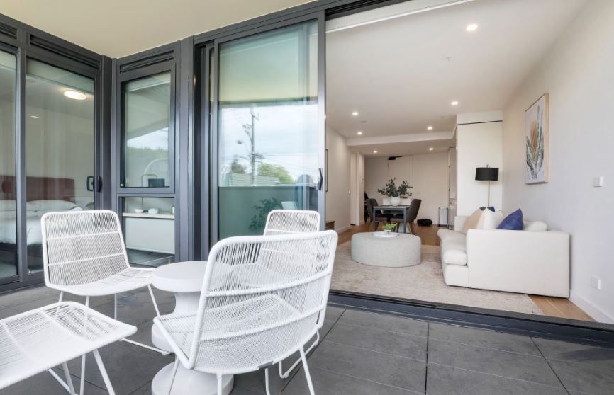 Heidelberg Road Ivanhoe2