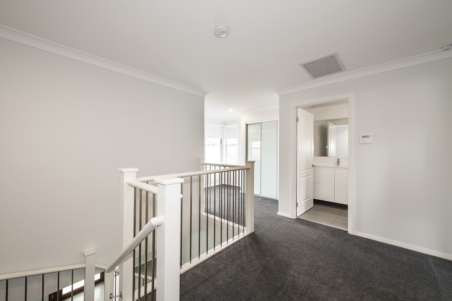 thumbnail 2.291 Great Western Hwy Emu Plains 7a