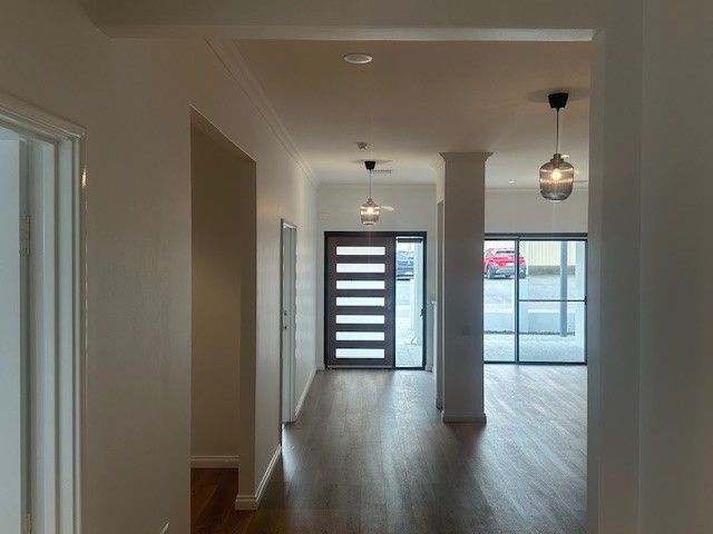 Northam   Front DoorEntry area - U2