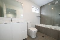 thumbnail 2.291 Great Western Hwy Emu Plains 9a