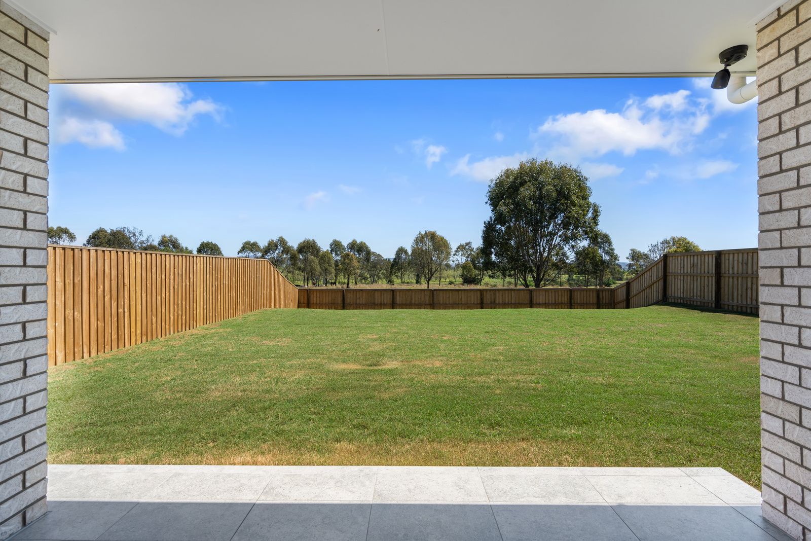 012 Open2view_ID907284-26_Edinburgh_Crs__Gleneagle