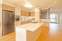 0E2A0502 HDR-copy-768x512