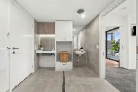 Highton Green Bathroom Laundry