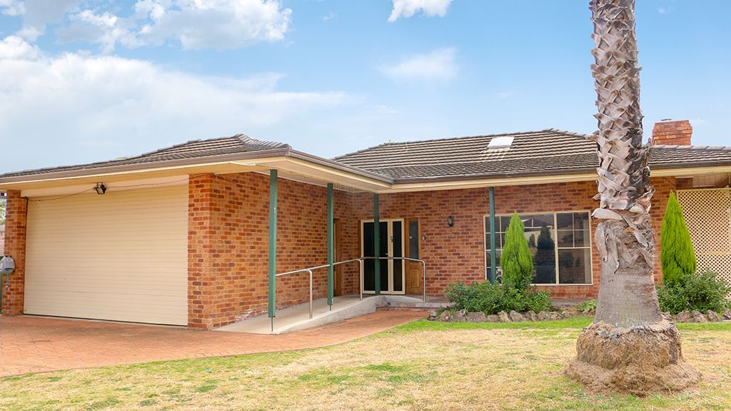 11 409_laycock_30_rgb_COVER_16x9