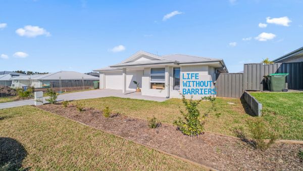 11neptune 022 - Logo