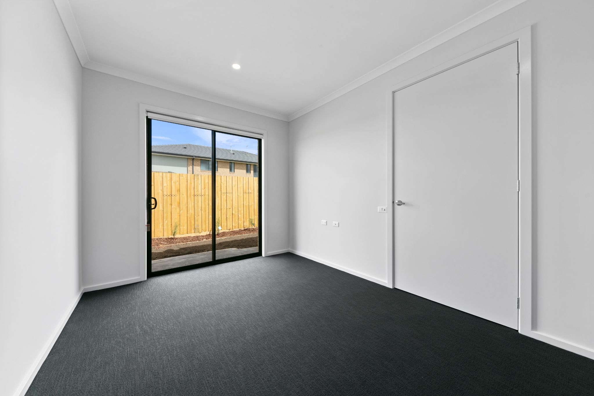 60 Marriott Bvd  Weir Views VIC (17)