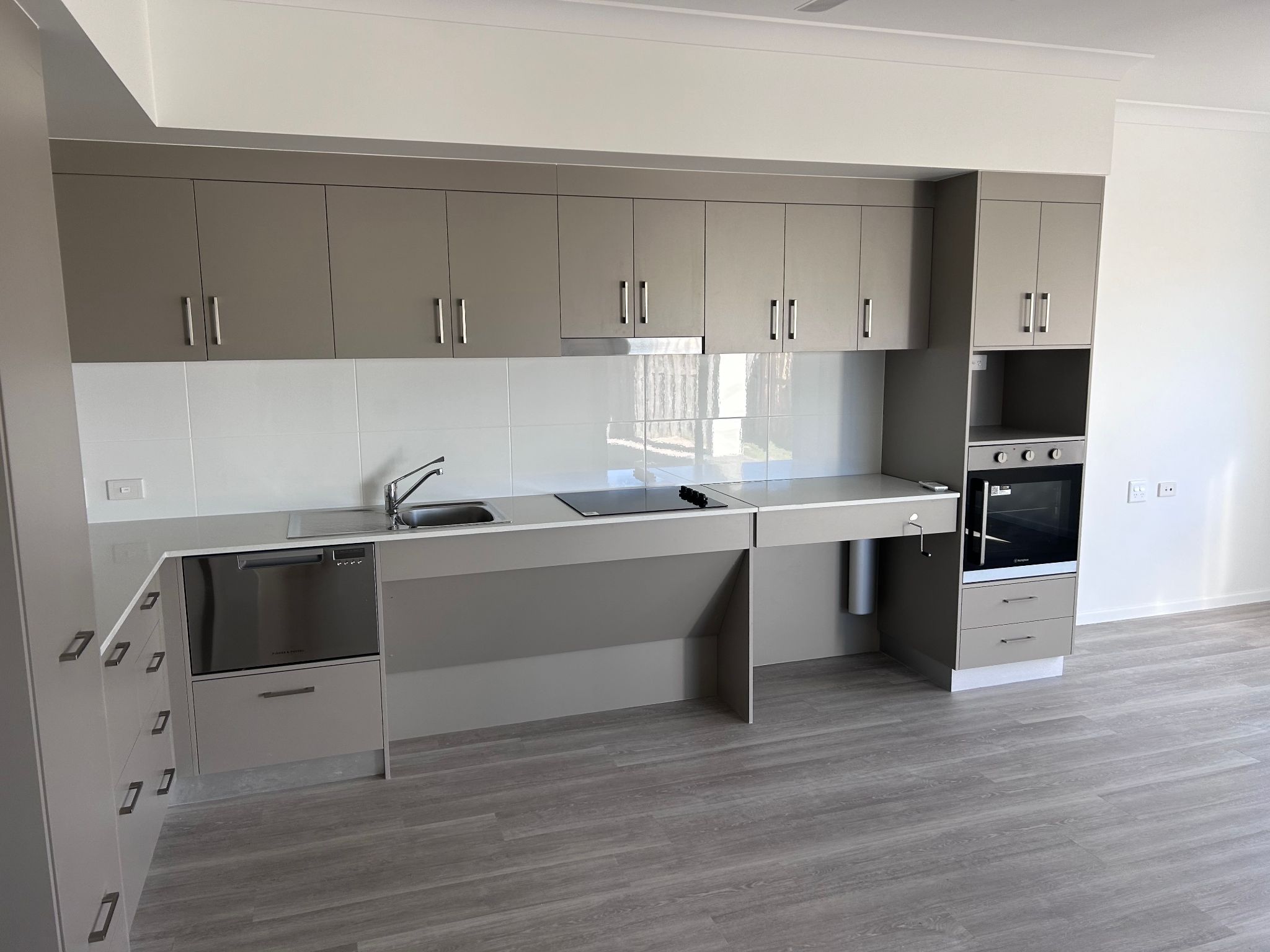 Kitchen Henley_Close