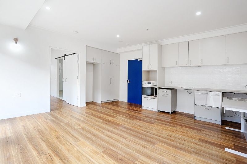 Kitchen living 2  1)