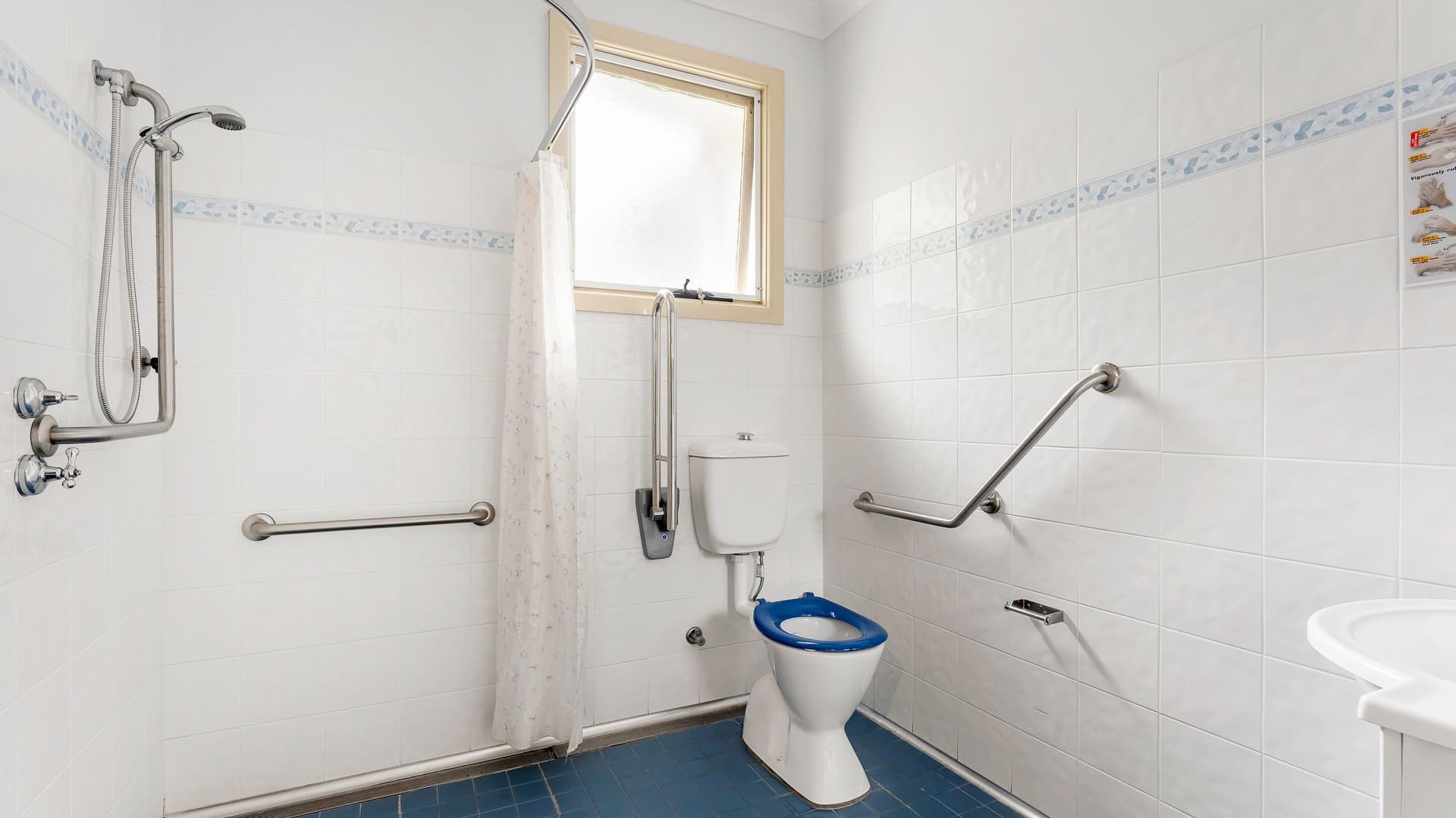 LWBV 496579_148_Caringbah_Road_037