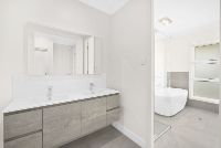 2016526660 5_1_201001_044425-w800-h533