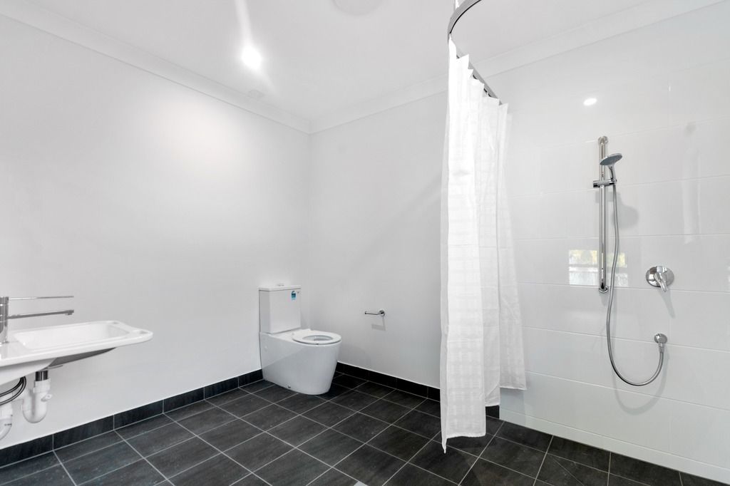 Loretta St 10   Ensuite