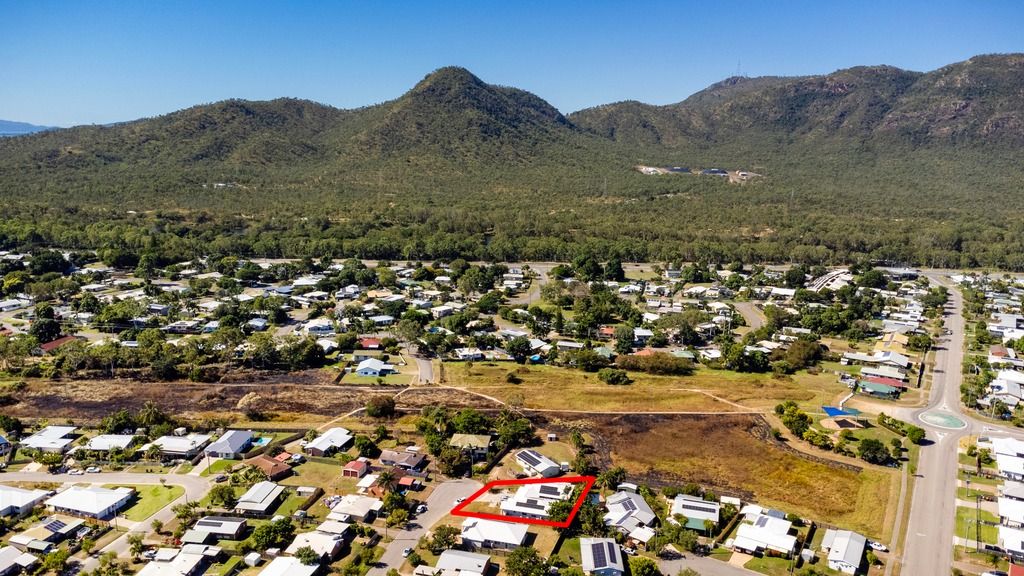 Loretta St 10   Drone