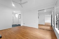 Loretta St 10   Bed 1