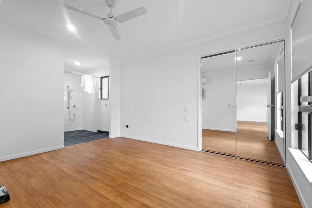 Loretta St 10   Bed 1