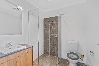 015 Open2view_ID912122-23_Latsky_Dr___Cotswold_Hills