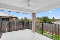 009 Open2view_ID782706-13a_Carron_Court
