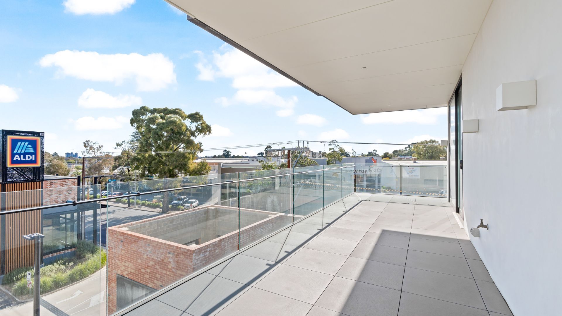 norwood green_balcony