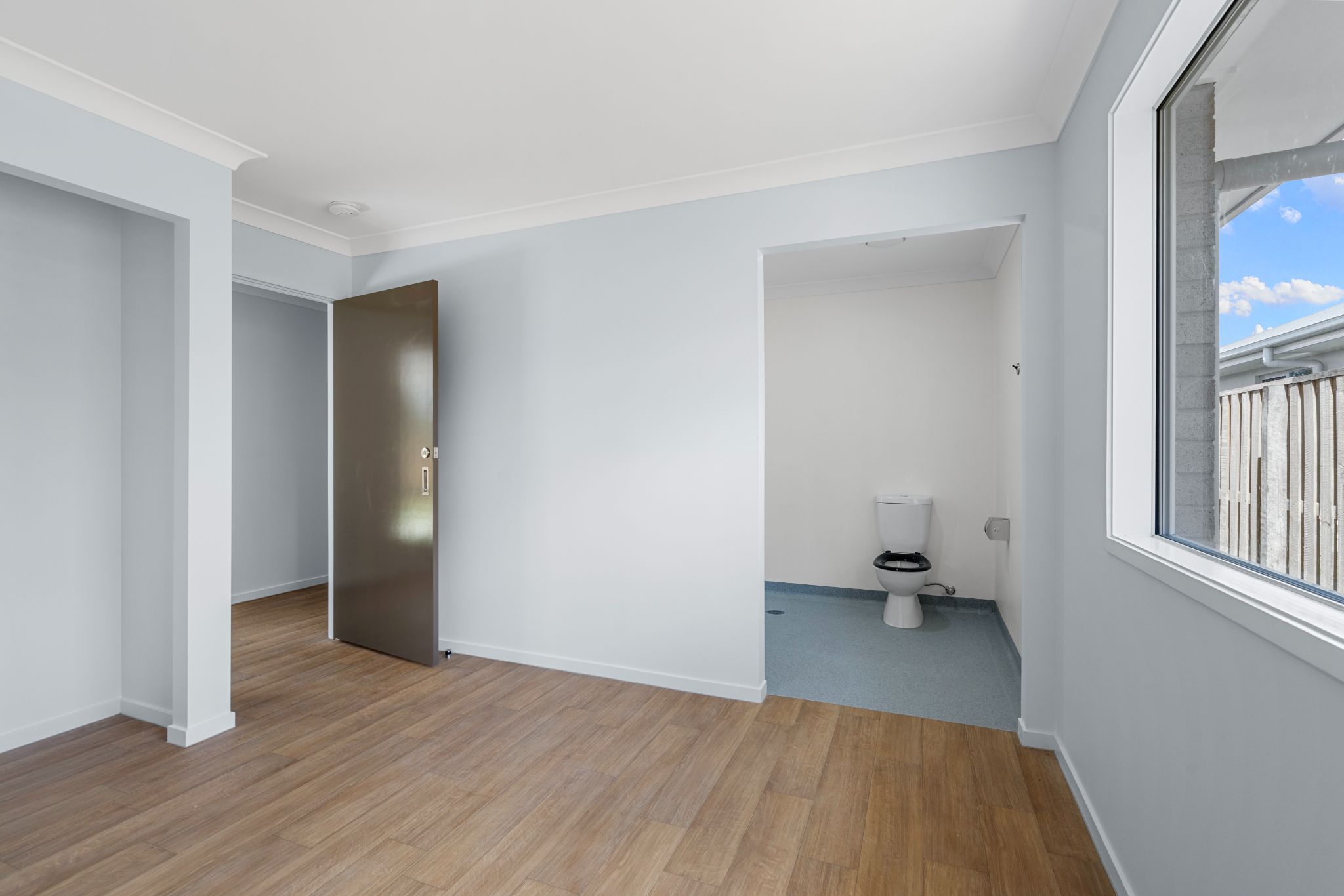 012 Open2view_ID905888-30_Cypress_Circuit__Fernvale