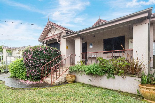 Bassett Street  Hurstville NSW, Australia_100_20220427_022