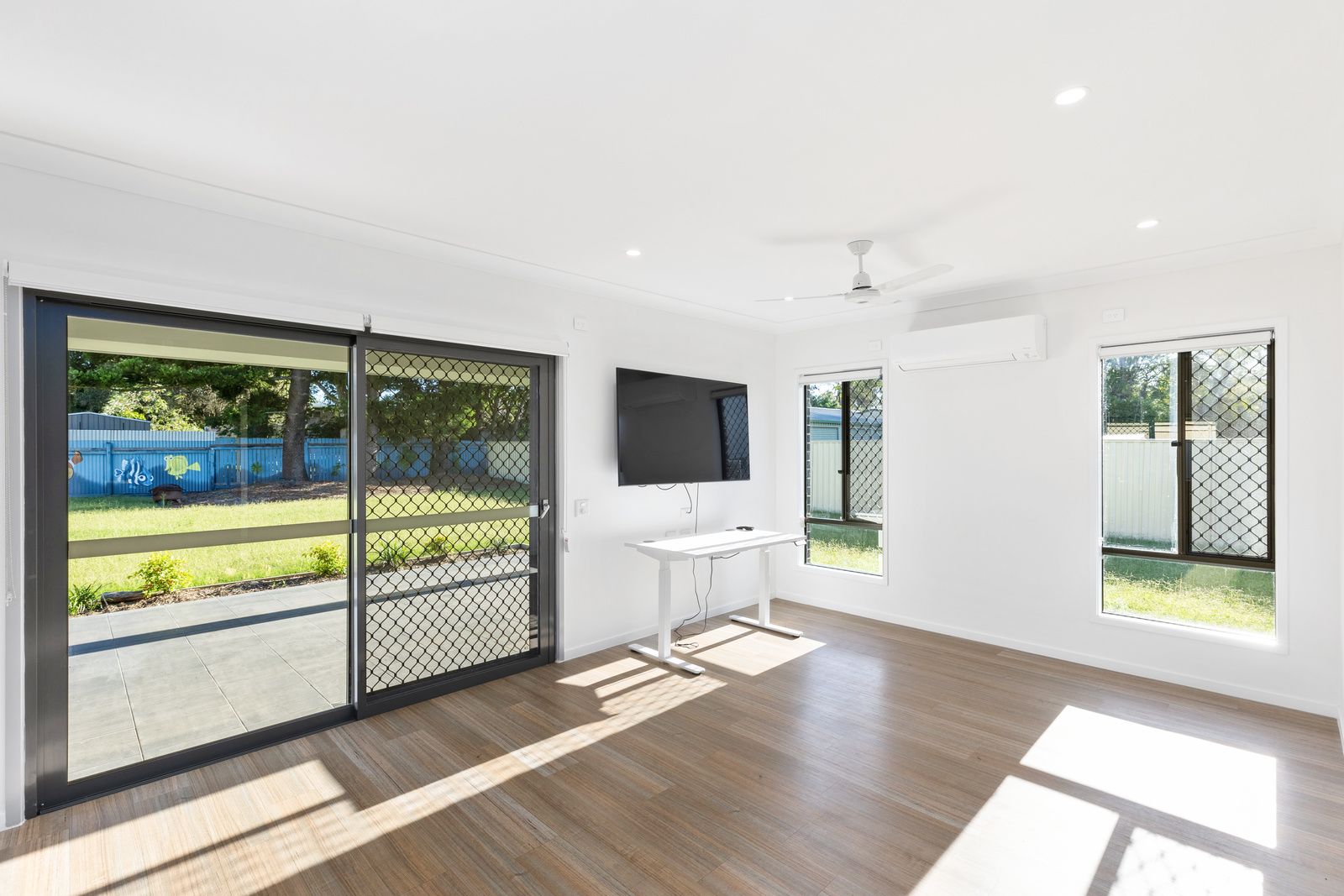 010 Open2view_ID787666-31_Princess_Street