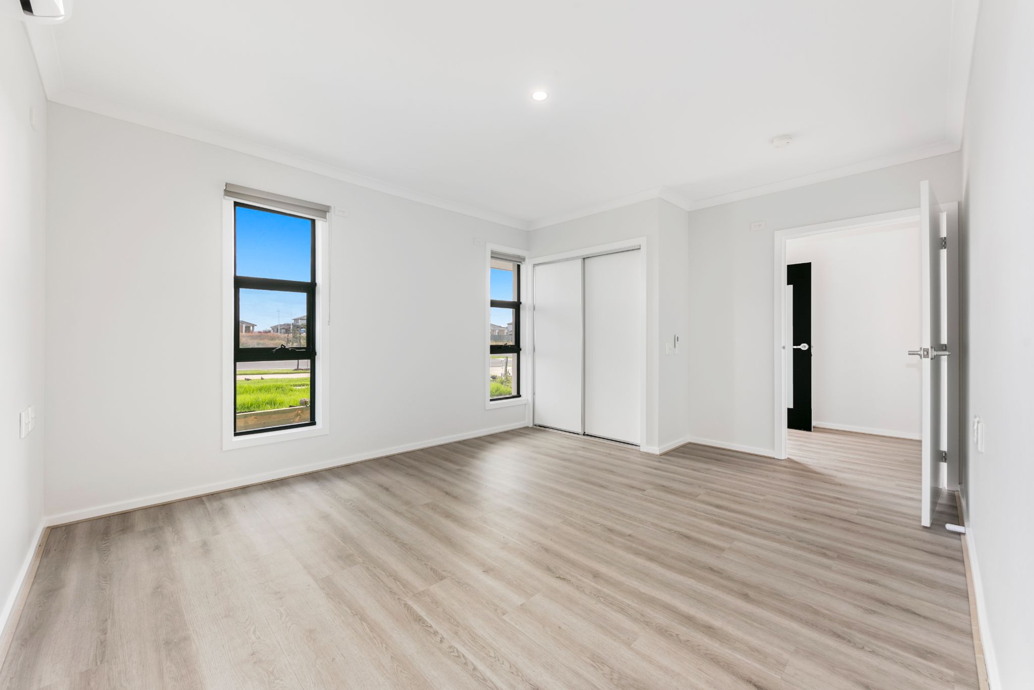 Grandvista Blvd Werribee  7)