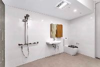 Bathroom 2  17 pattie