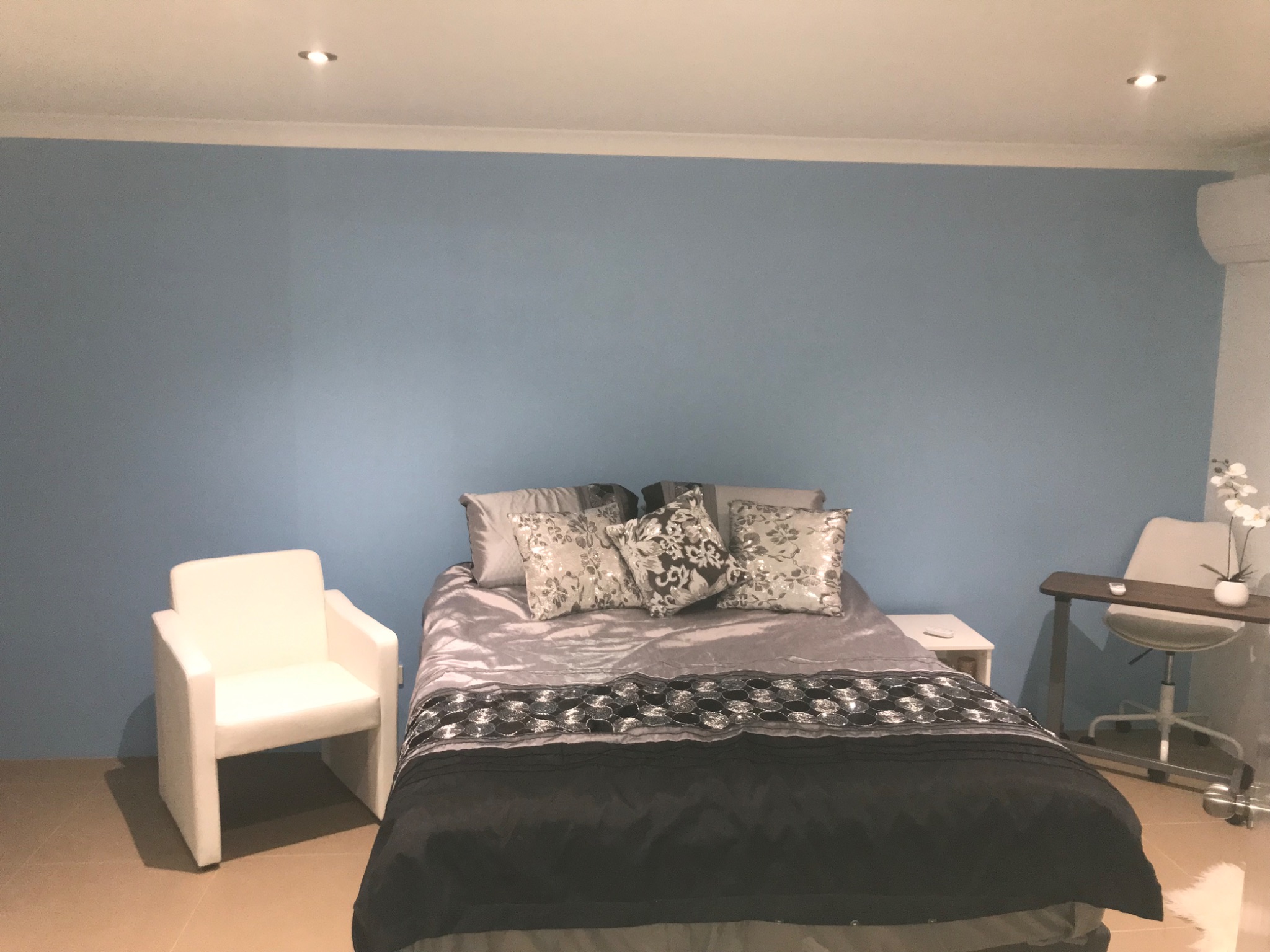 F6FB4CC4 6143-4241-8643-6412C47B92F5