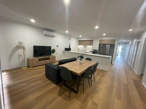 Flint HPS   Werribee - Living - Dining
