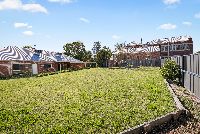 15 St Johns Rd Thurgoona 39