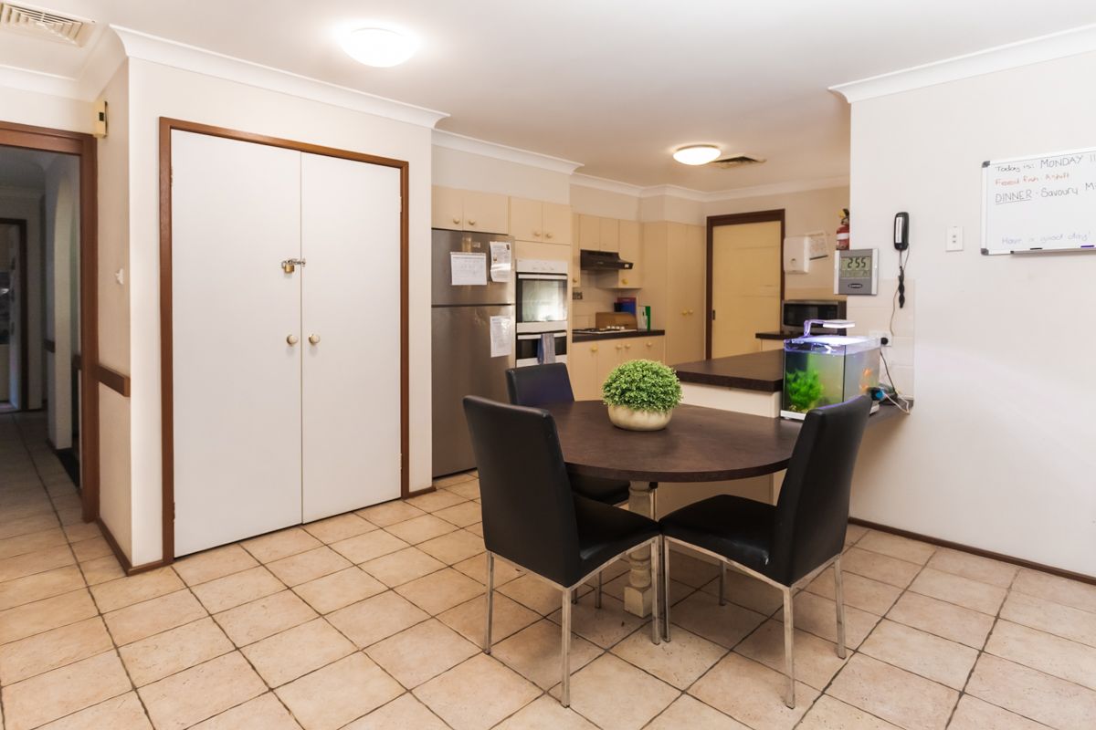 SIL023 LR_Budgewoi_kitchen 2