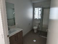 6  Carer Bathroom - 20210831_121923