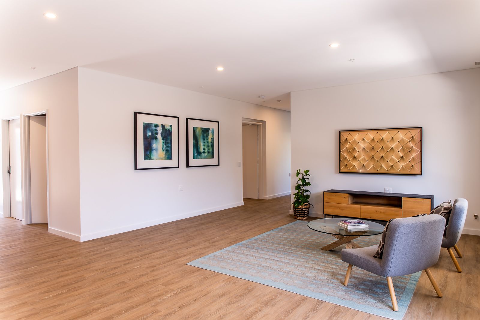 441 The Strand DIANELLA-28