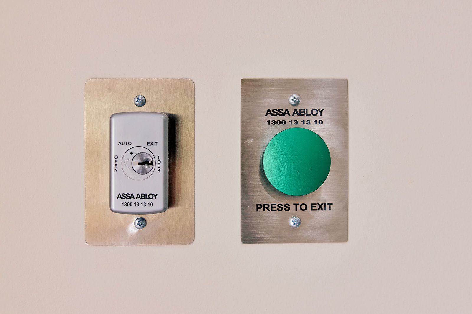 Exit Buttons