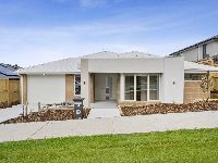 011 Open2view_ID884256-25_Nightmarch_Street