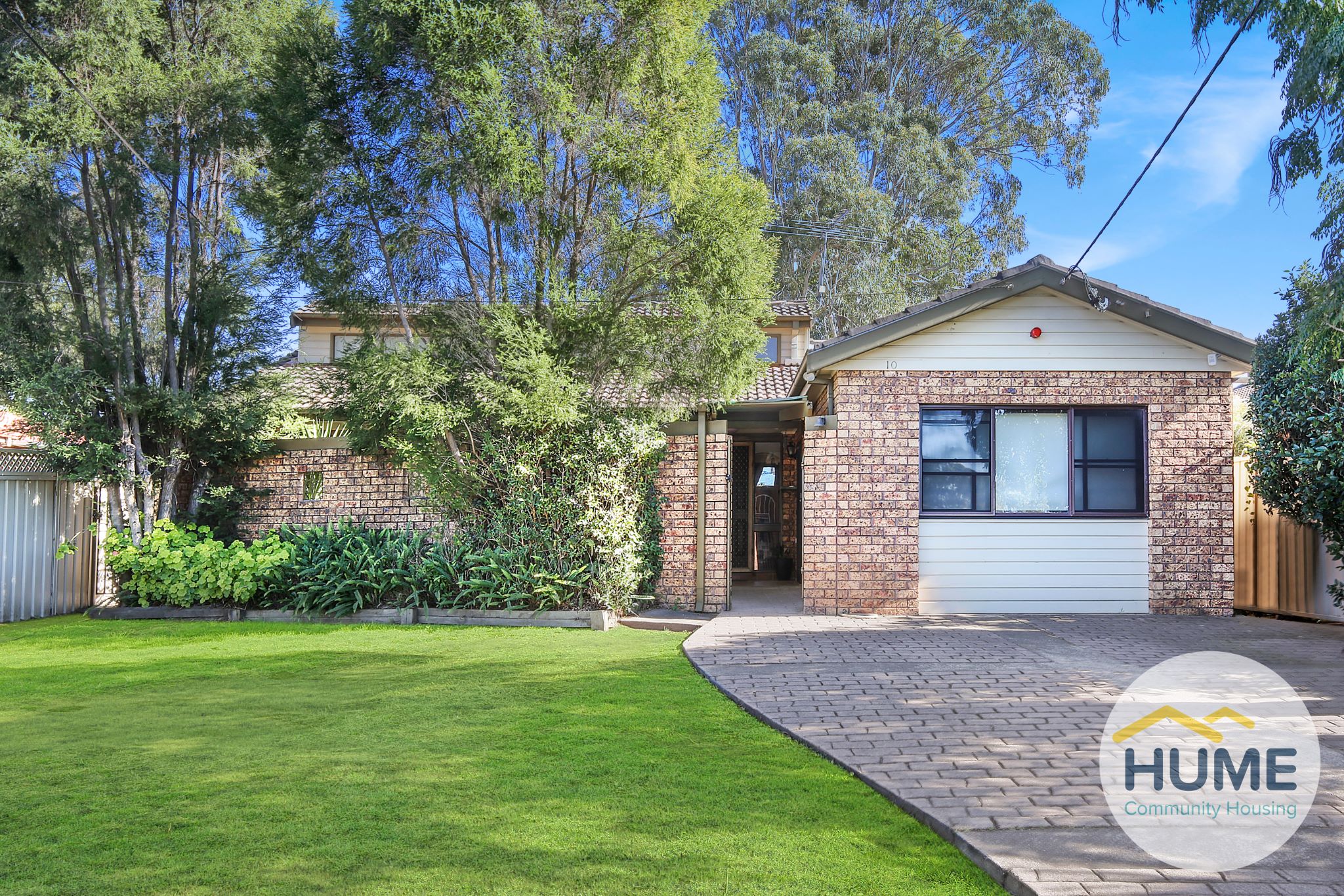 LOGO Toongabbie front